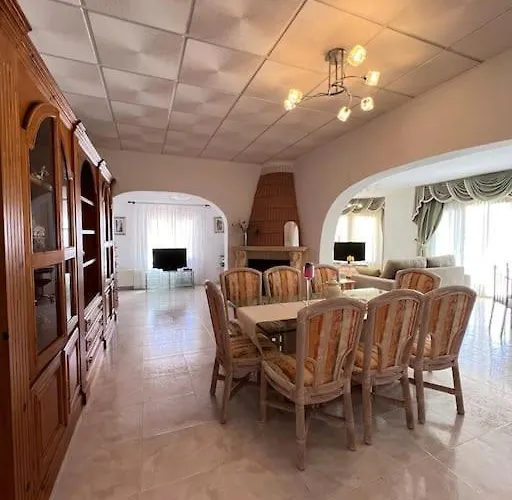 ¡magnifica Amalia! Willa